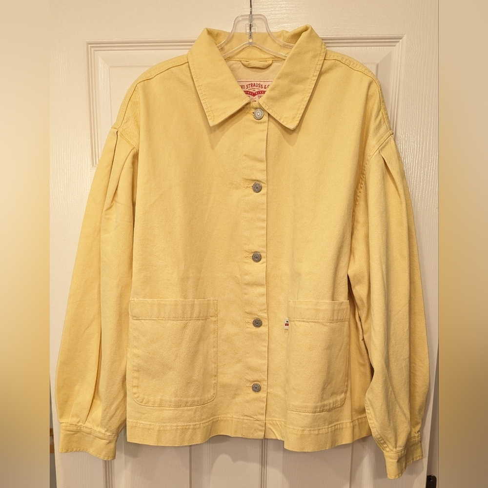 New Levi's women's Esther Modern cotton yellow button down jean jacket size L